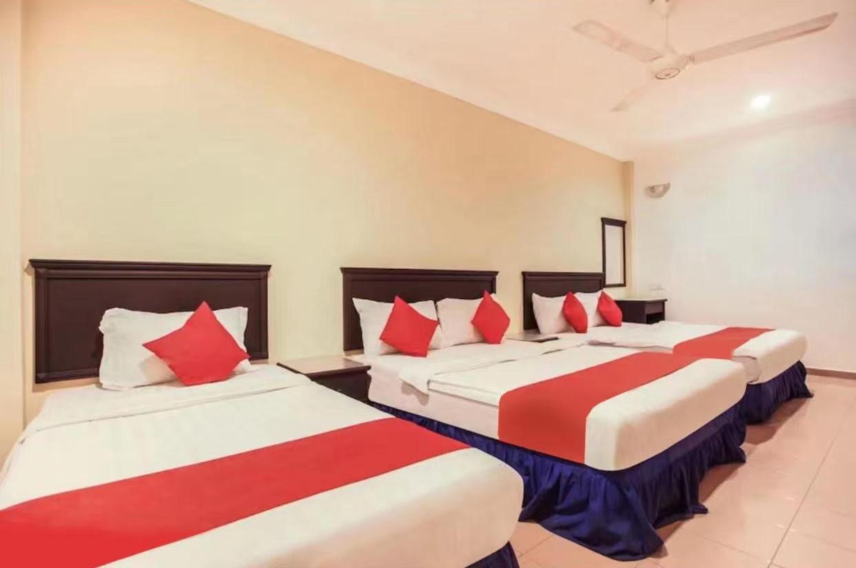 โอโย 89341 โฮเต็ล โฮม 88 Hotel เตลุคอินทัน ภายนอก รูปภาพ
